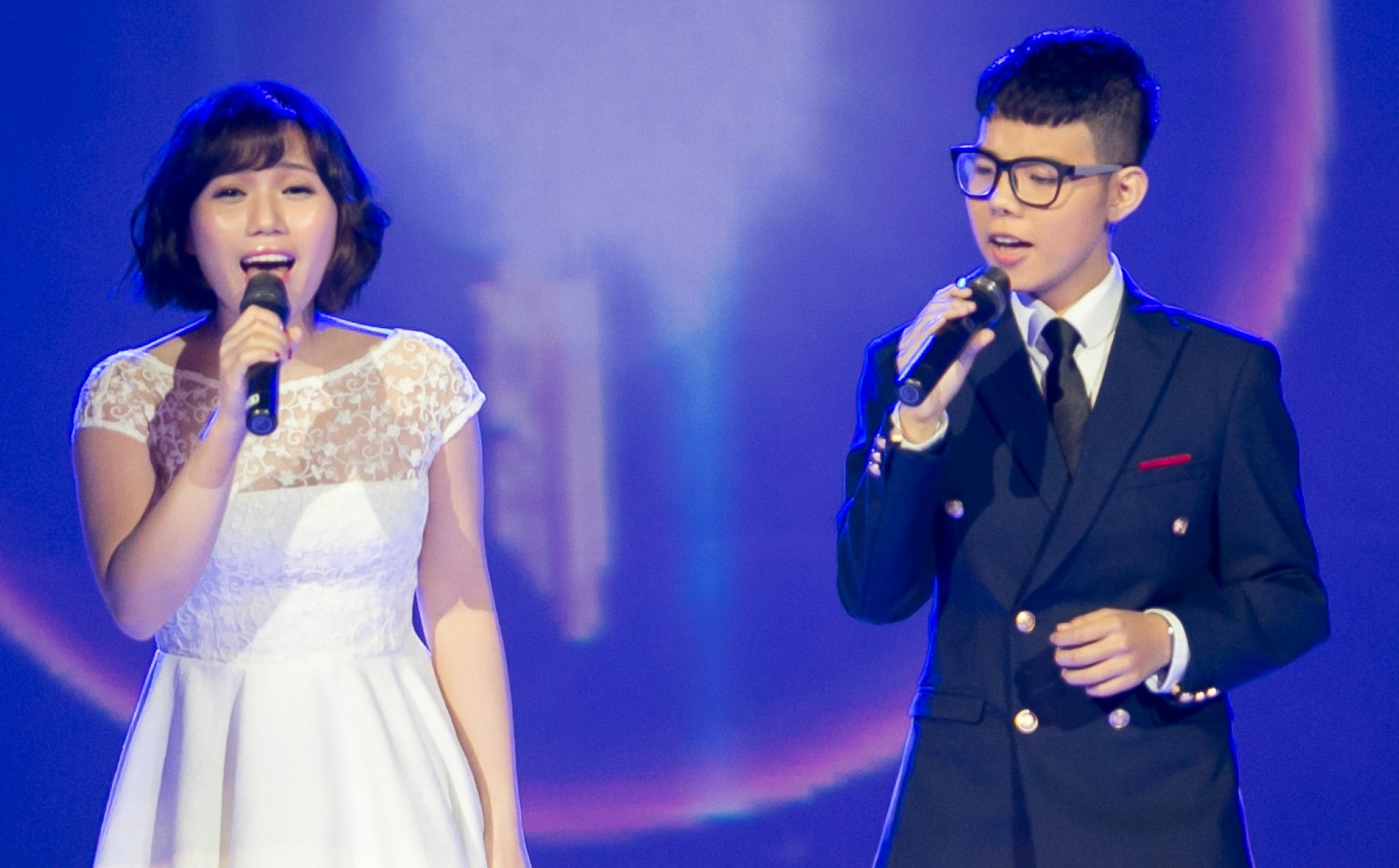 Vu Cat Tuong gay an tuong voi hinh anh nam tinh hinh anh