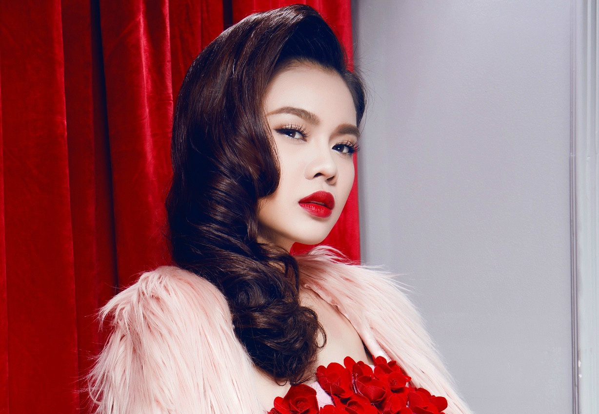 Giang Hong Ngoc thi The Remix vi khong co tien hinh anh