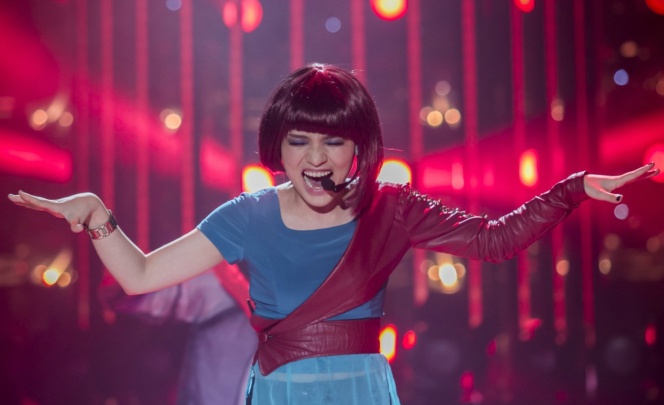 Nhat Thuy hoa Tran Thu Ha hat Det tam gai hinh anh