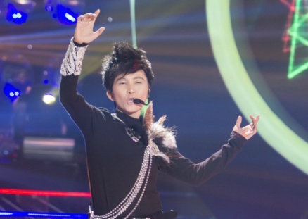 Ngoc Lien hoa Duong Trieu Vu hat Dung lua doi hinh anh