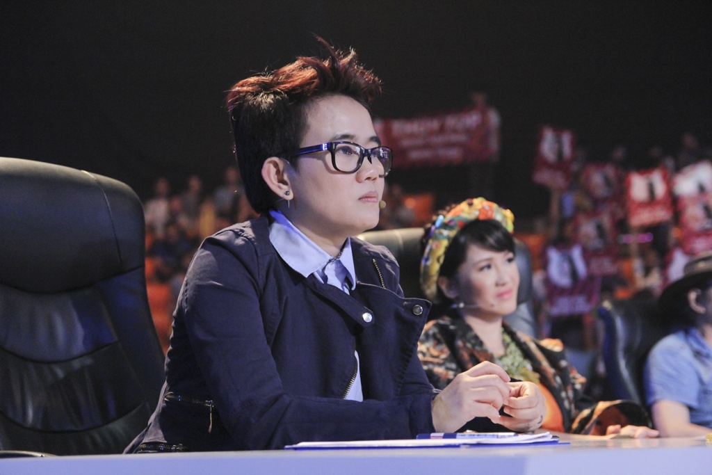 Nhạc sĩ cá tính khuyên Thái Trinh nên chọn ca khúc Bèo dạt mây trôi vì nó rất phù hợp với giọng bay của cô. Cách chọn bài hát quyết định 70% thành công nhưng vì nữ  ca sĩ đã lựa chọn sai nên mang đến sự thất vọng cho giám khảo lẫn người nghe.