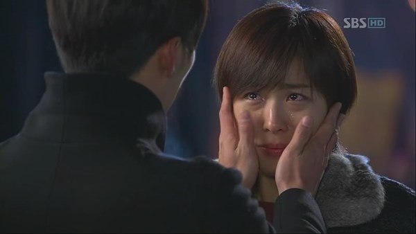 Hyun Bin) và Ra Im (Ha Ji Won