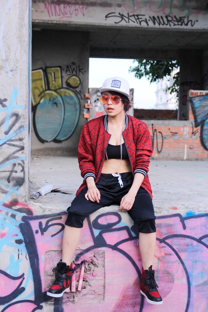 Thái Trinh có phong độ thất thường qua mỗi đêm thi.