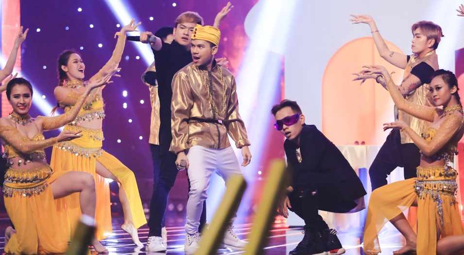 Hoang Ton bi che nhay xau tren song truyen hinh hinh anh