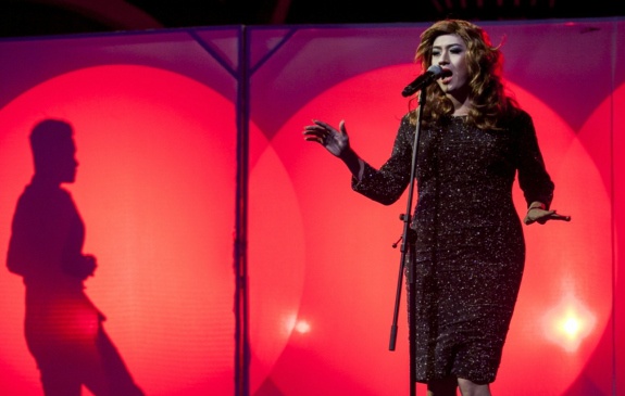 Thanh Duy don nguoi cho giong Adele hinh anh