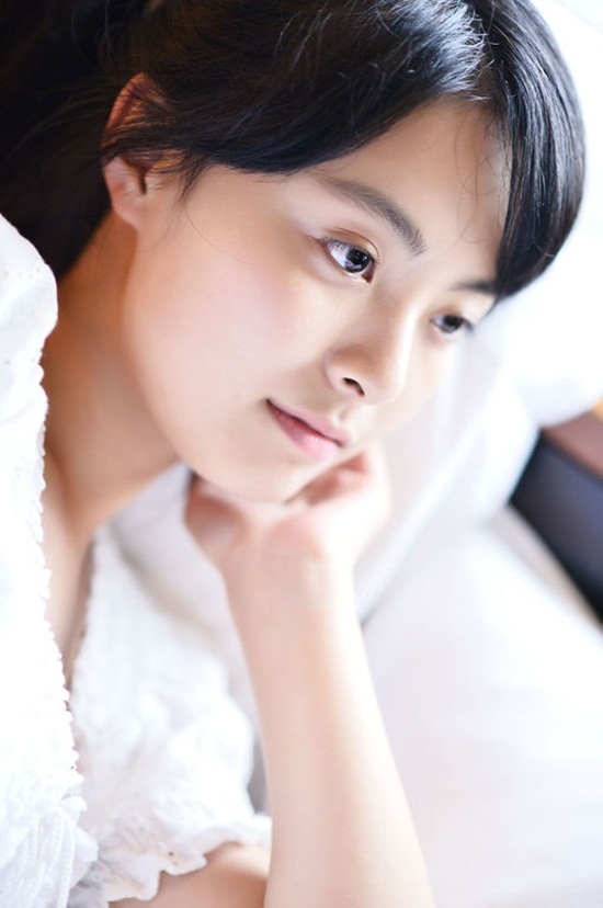 Quách Bách Lộ càng lớn càng xinh và được đánh giá là ngôi sao tiềm năng trong lảng giải trí. Tuy nhiên, bố mẹ Bách Lộ lại muốn cô bé chuyên tâm vào học hành. Vì vậy từ năm 2010, Quách Bách Lộ rút khỏi showbiz để toàn tâm toàn ý cho việc học.