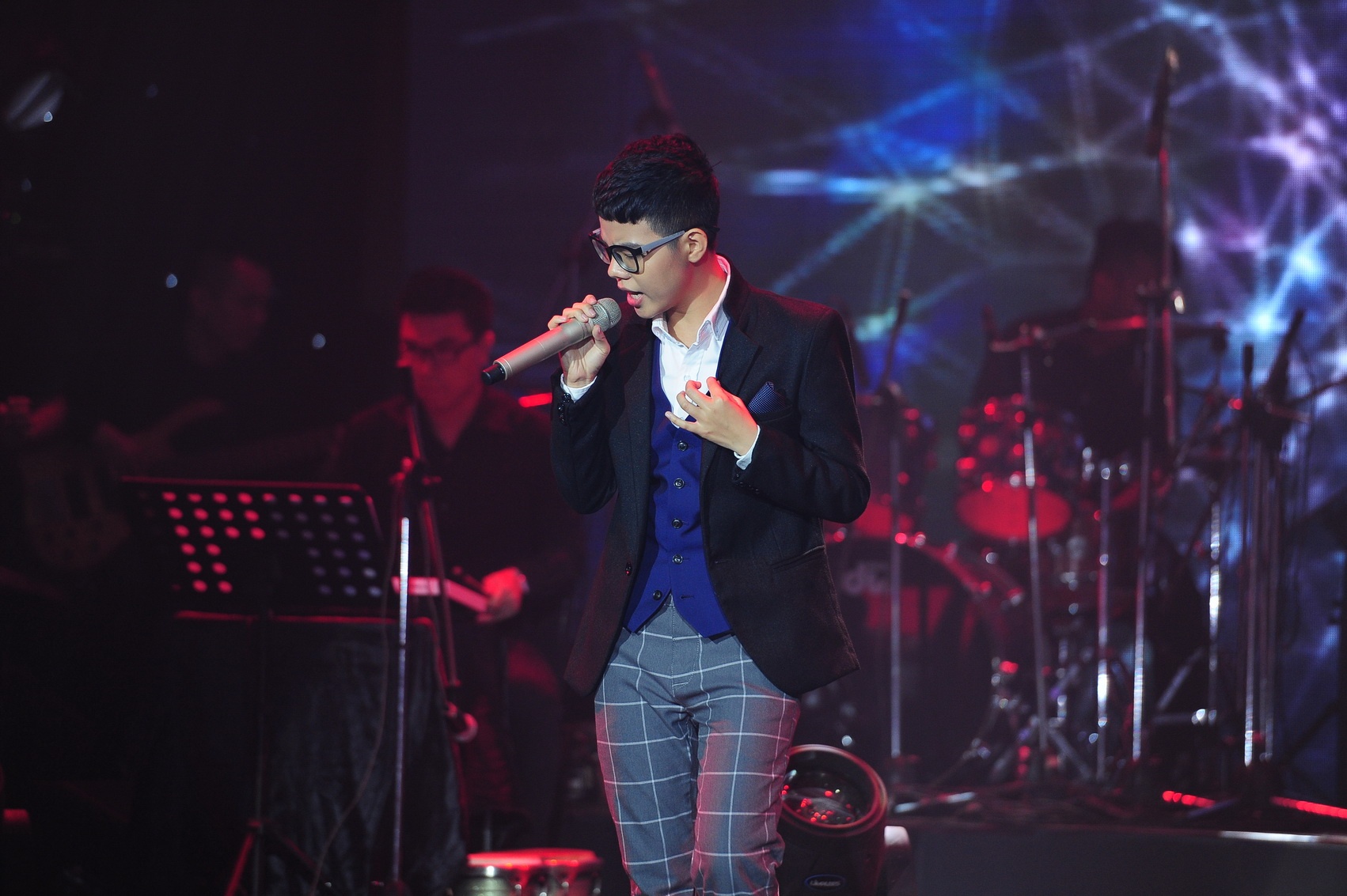 Nếu đặt Phai nằm cạnh 5 ca khúc còn lại, khán giả dễ thấy sự vượt trội của nữ ca sĩ tomboy. Thế nên chiến thắng của cô không nhiều bất ngờ. 