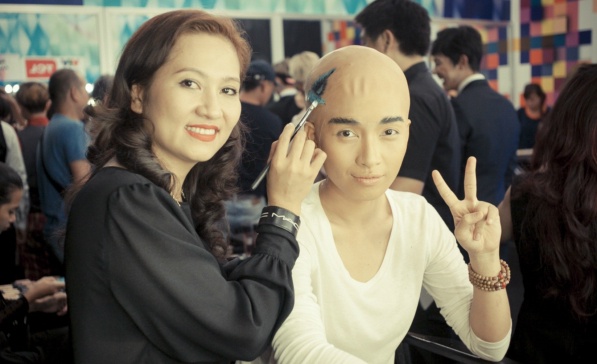 Ai Phuong 'cao troc dau' de dong gia Quach Phu Thanh hinh anh