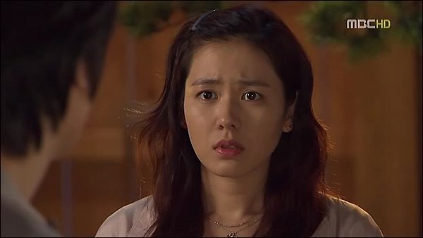 Park Gae In bị...