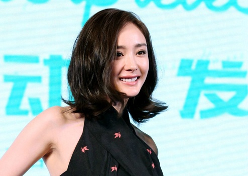 Nhung loi thoi trang khien Duong Mich kem duyen hinh anh