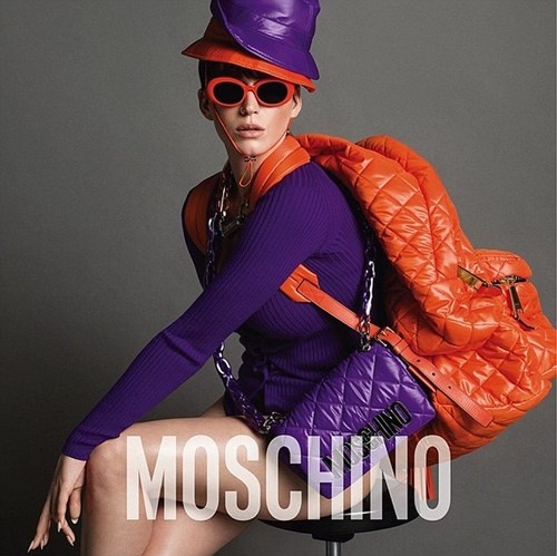 Vừa qua, Katy Perry đã nhận lời thực hiện bộ ảnh cho chiến dịch quảng cáo mới của hãng thời trang danh tiếng Moschino.