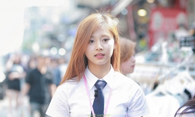 Cùng Nayeon, Tzuyu cũng đang được fan Kpop rất quan tâm trên mạng xã hội Hàn Quốc.