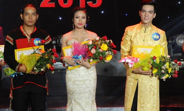 Sao Mai 2015: Nhac dan gian chiem uu the hinh anh