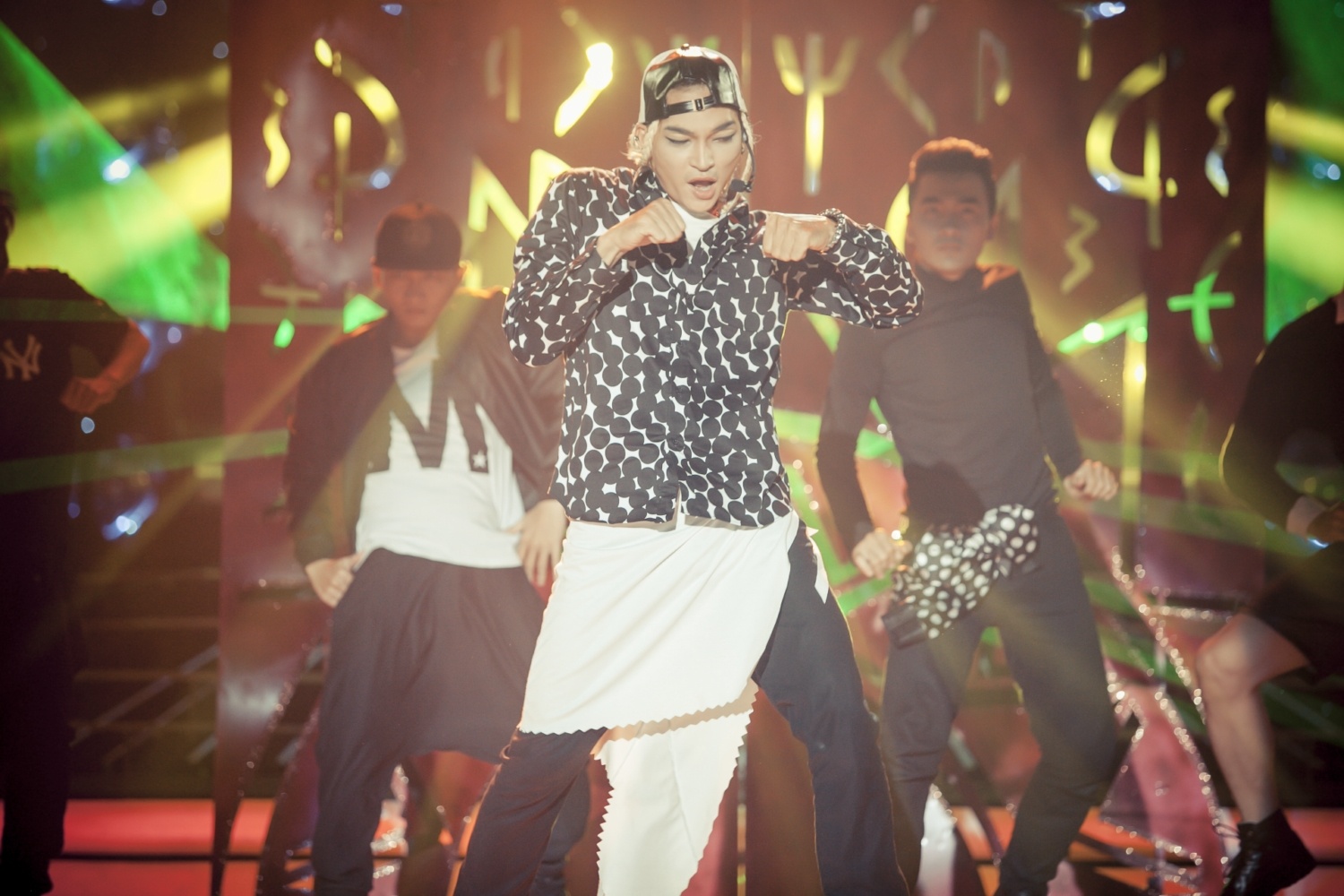 Khương Ngọc với phiên bản Tae Yang.