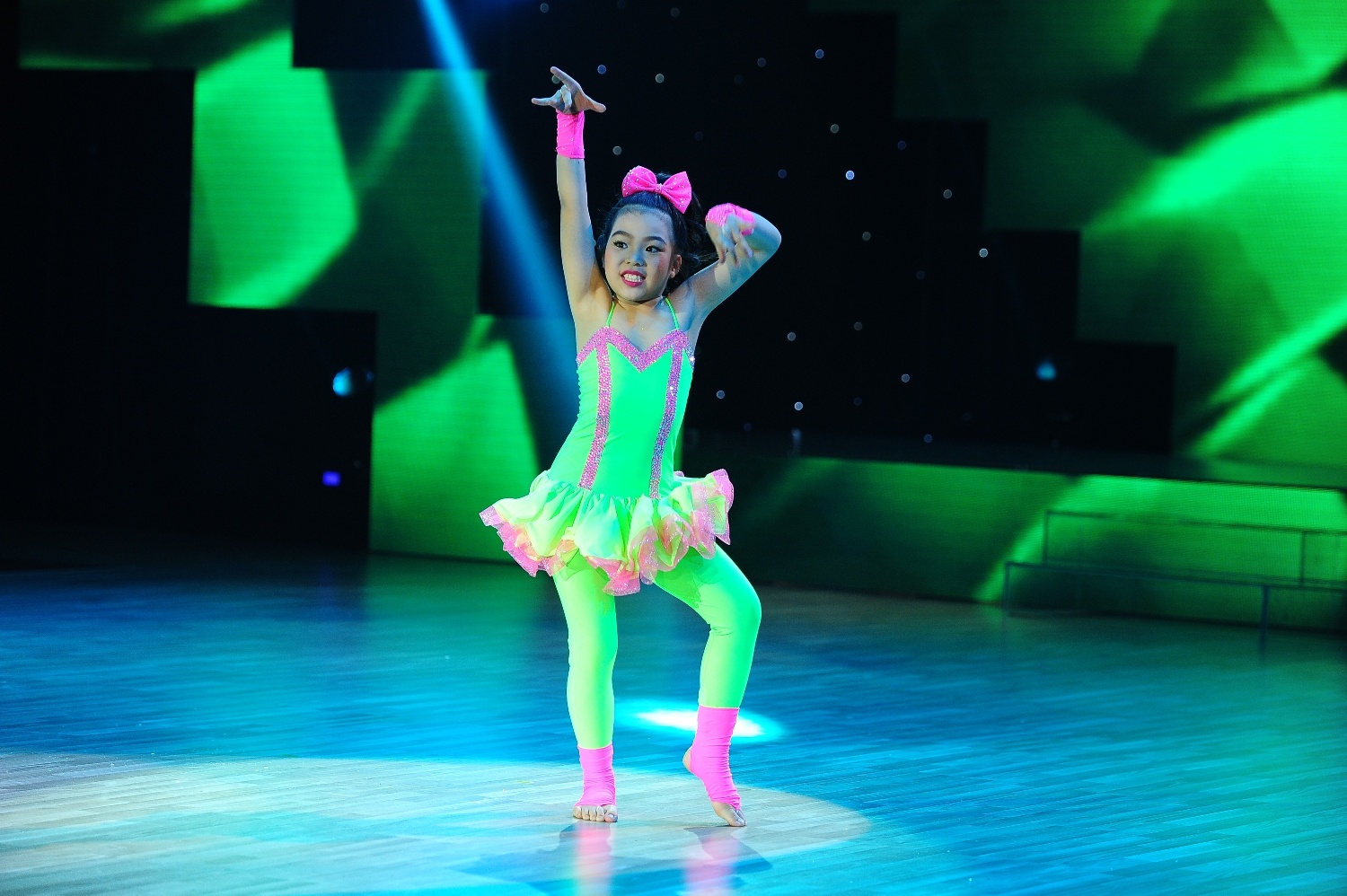 Dù thích Hà My nhưng Thủy Tiên không bấm nút chọn. Cô giải thích khá đáng yêu: “Khi nhảy, con đặt ánh mắt bên cô Đoan Trang nhiều hơn nên cô sợ bấm nút con không chọn cô quê, chứ không phải vì con nhảy dở”. Nữ ca sĩ Độc bước chọn cô bé vì Hà My có tiềm năng đi xa.