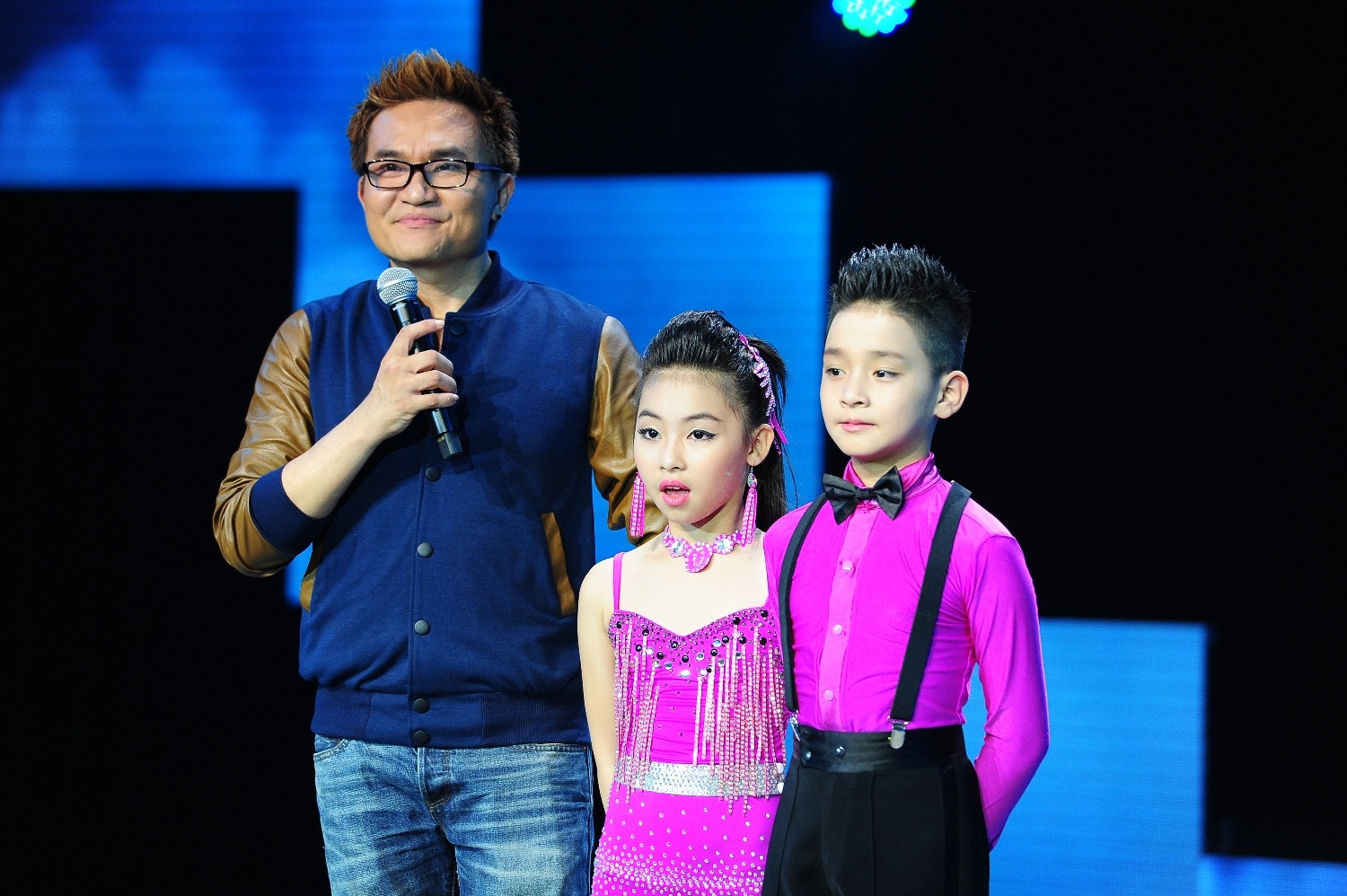 Trung Hiếu và Diễm Quỳnh với thể loại dance sport đã thuyết phục được Thủy Tiên và Đoan Trang. Tuy nhiên, cả 2 HLV đều chọn Trung Hiếu vì vóc dáng nổi bật và gương mặt điển trai. Nữ ca sĩ được mệnh danh là Thỏi sô-cô-la biết hát 