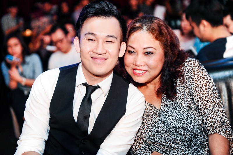 Kể từ sau Vietnam Idol, Siu Black không còn làm giám khảo dài hơi cho các chương trình truyền hình thực tế. Sau nhiều năm, khán giả vẫn không quên câu nói cửa miệng “Tôi thích em” cùng cái đập bàn sảng khoái và nụ cười phóng khoáng của họa mi núi rừng. 