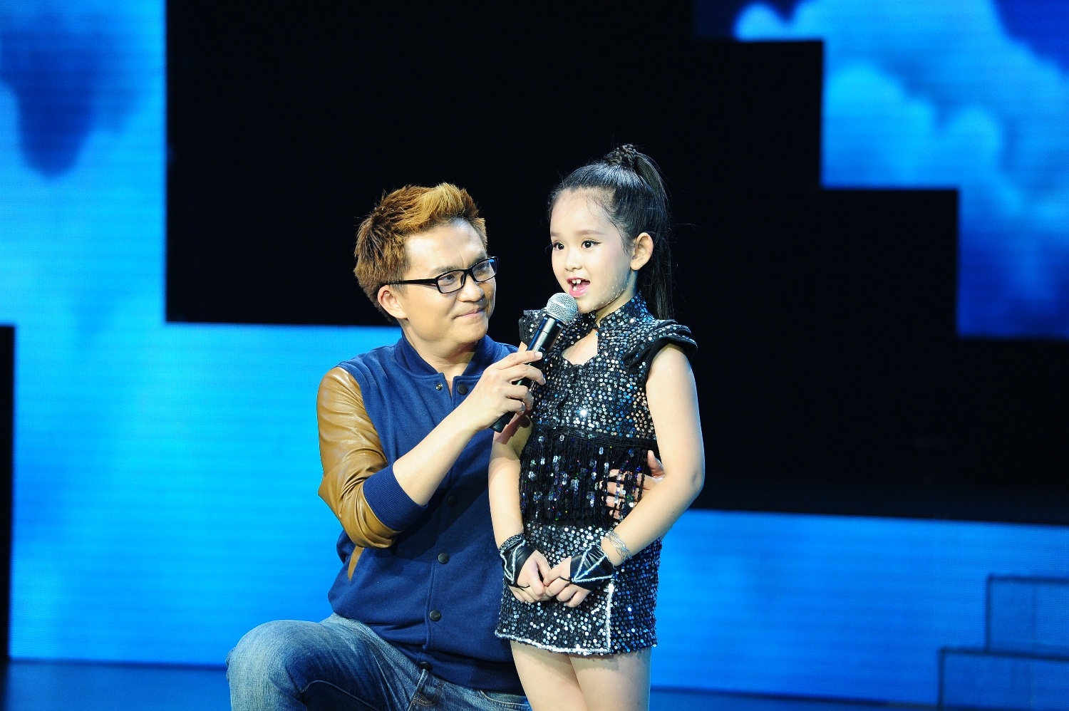 Châu Anh có ngoại hình xinh xắn khiến Minh Hằng