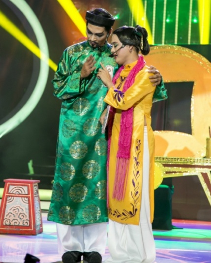 Mỹ Linh cũng cho rằng cải lương không phải thế mạnh của Khương Ngọc nên anh khá mờ nhạt. Trong khi đó, á quân Vietnam Idol gây ấn tượng với giọng ca ngọt ngào nhưng thiếu đi sự lả lướt của nhân vật Thị Hến.