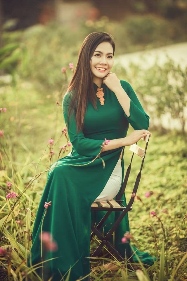 Người đẹp lo lắng khi vấp phải scandal đầu tiên.