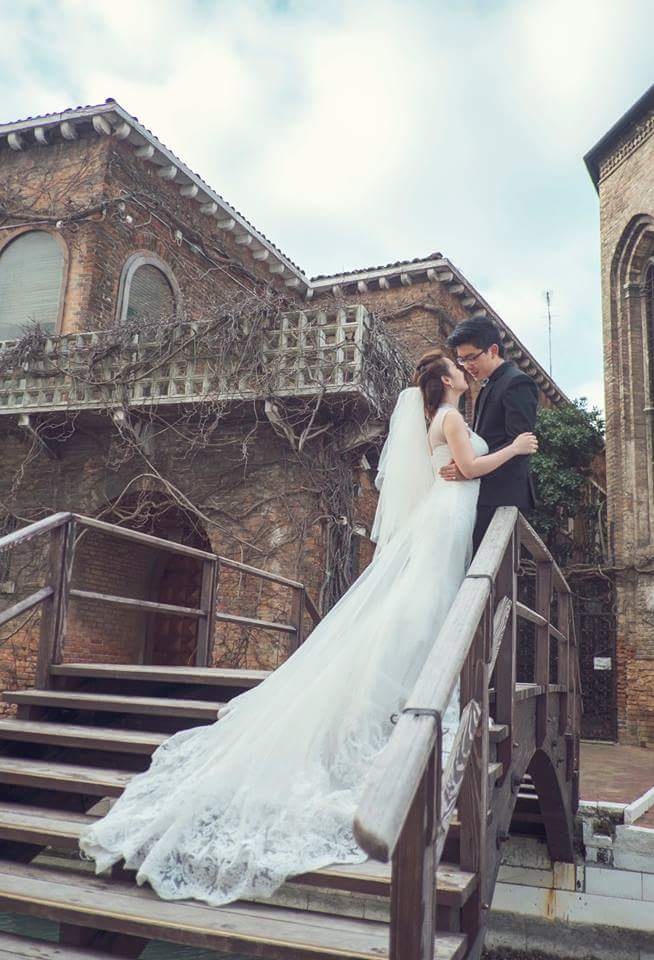 Hạ Trâm và bạn trai có những khoảnh khắc ngọt ngào.