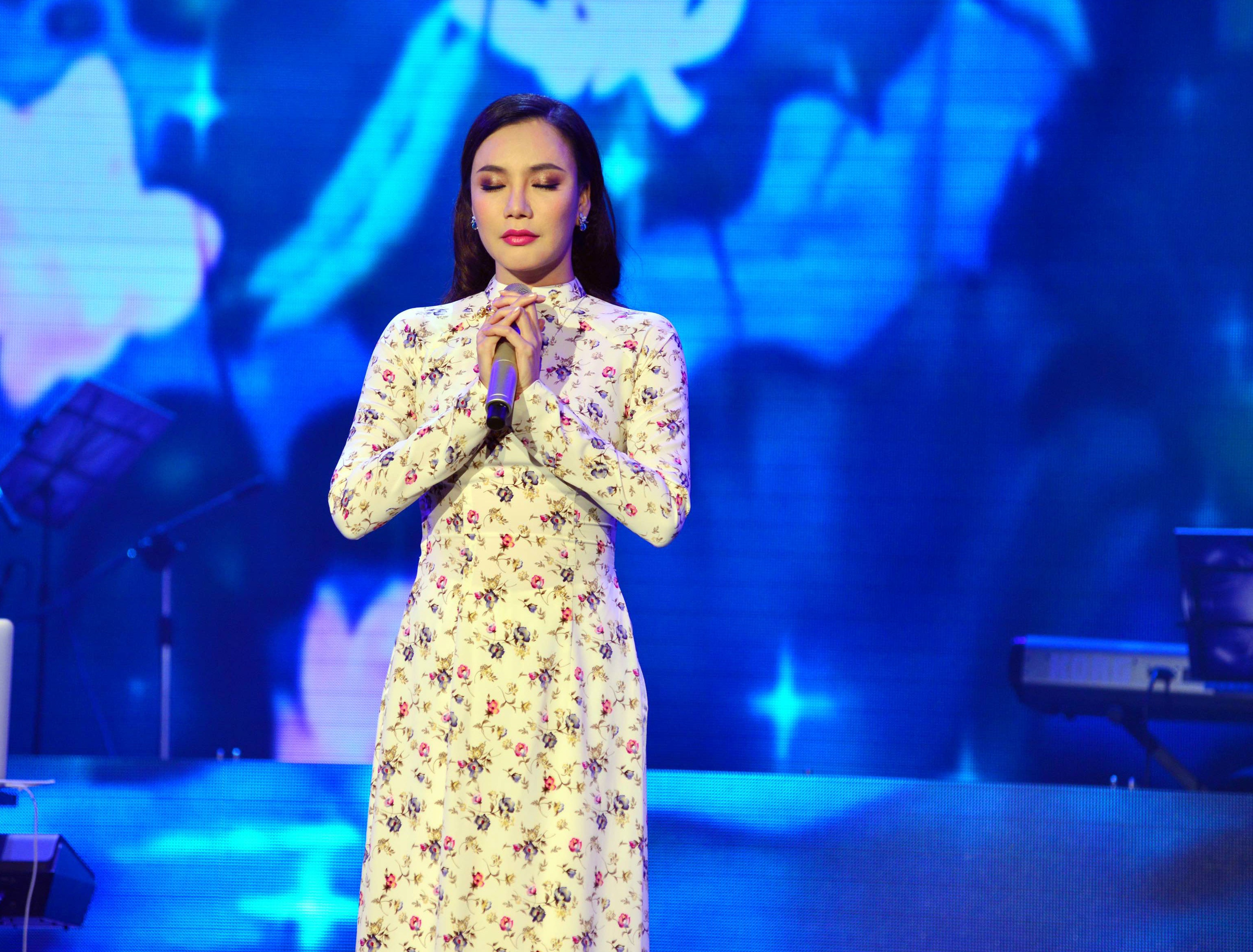 Hồ Quỳnh Hương, Ngọc Anh và Ngọc Khuê lần lượt thể hiện những ca khúc của cố nhạc sĩ An Thuyên để tưởng nhớ đến ông. HLV X Factor không kìm chế được xúc động, cô bật khóc khi hát ca khúc Phật Bà nghìn mắt nghìn tay.