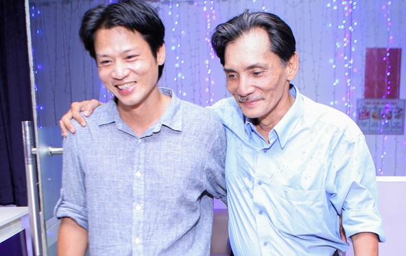 Con trai Thuong Tin hat 'Ngheo' hinh anh