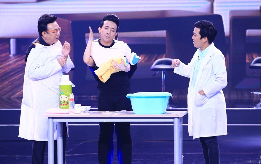 Truong Giang lam kho, bat Tran Thanh cho con bu hinh anh