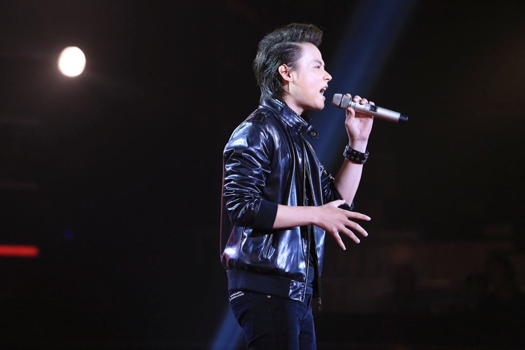 Trọng Quỳnh cũng tự tin không kém với Phép lạ. Anh thoát khỏi vẻ day dứt ở vòng đầu và bùng nổ với những quãng cao. Tuy nhiên, nam ca sĩ trẻ vẫn còn thiếu cá tính riêng.