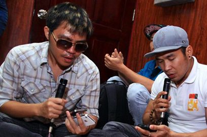 Le Minh MTV gay xuong dui sau tai nan xe may hinh anh