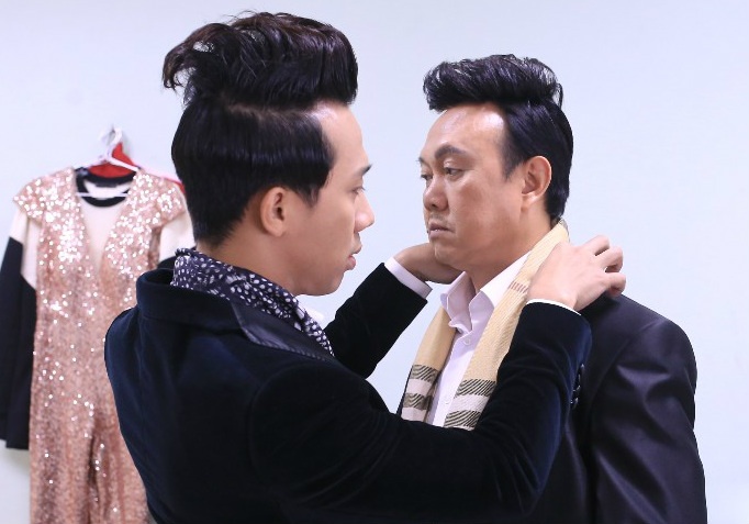 Tran Thanh giup Chi Tai, Viet Huong lam dep trong canh ga hinh anh