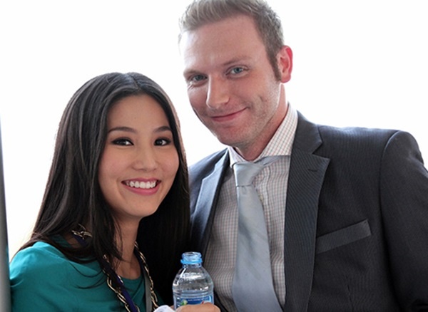 Trong bộ phim được coi là phiên bản Việt của Sex and the city, Kyo York vào vai  Frank - Tổng Giám đốc khu vực châu Á của công ty truyền thông SHE.