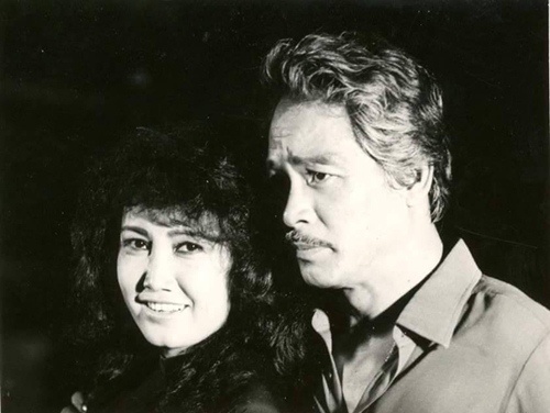 Trong một chuyến lên Đà Lạt chơi, cô đã lọt vào mắt một công tử ăn chơi khét tiếng Sài Gòn mà giới ăn chơi Sài Gòn thời bấy giờ gọi là Dũng Long Biên. Hai người yêu nhau rồi quyết định đi tới hôn nhân bằng một đám cưới rình rang. Nhưng lấy chồng rồi Thanh Lan nhanh chóng vỡ mộng.