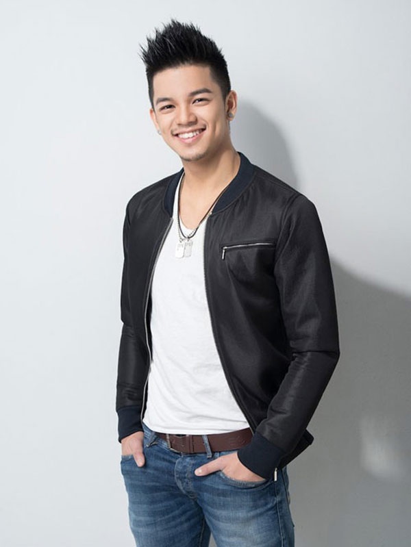 Trọng Hiếu Idol sở hữu gương mặt nam tính, đặc biệt là nụ cười hút hồn.