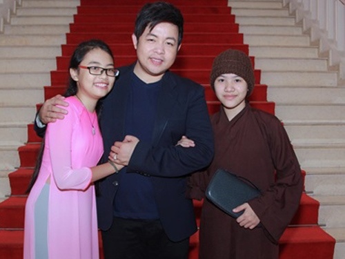 Moi quan he bat thuong giua Quang Le va con gai nuoi hinh anh