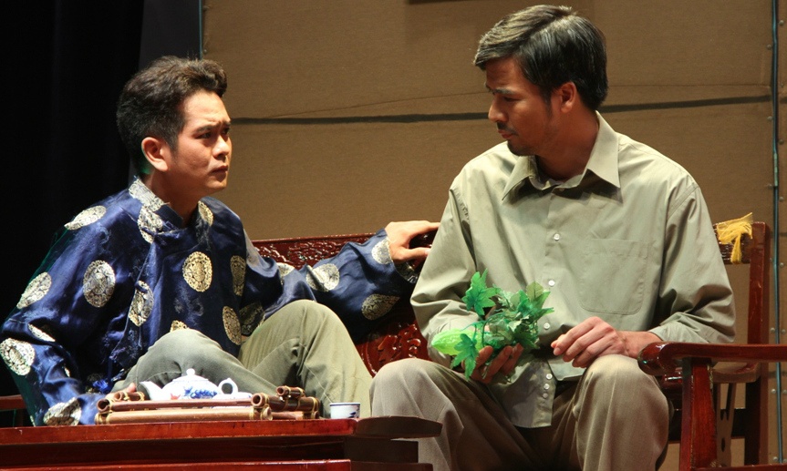 Roi nuoc mat vi vo kich 'Bao gio song can' trong ngay Vu lan hinh anh