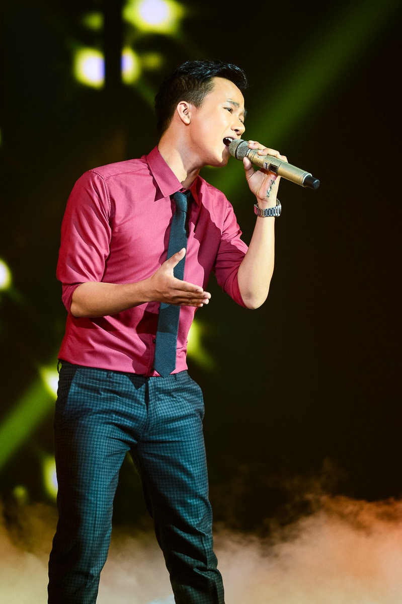 Công Nam với hình tượng thư sinh tiếp tục đốn tim fan nữ với ca khúc Mong manh tình về.