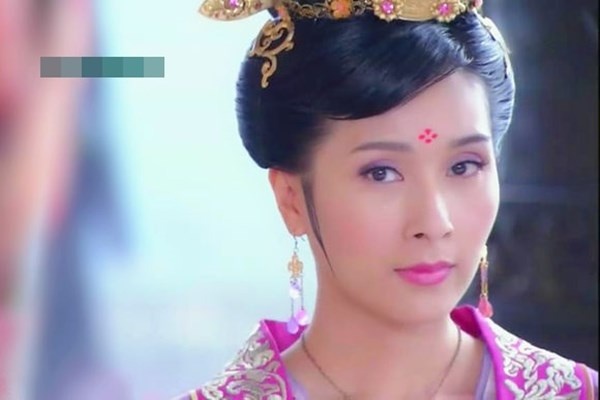 Thái Bình công chúa (Dương Cung Như) trong bộ phim truyền hình Đường Cung Yến.