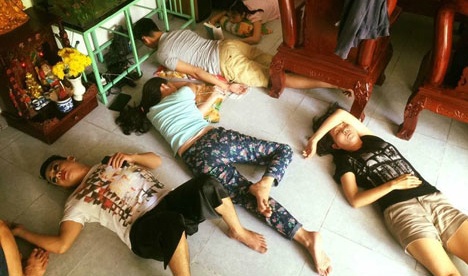 Ban suc tren phim truong: An bo ngu bui hinh anh