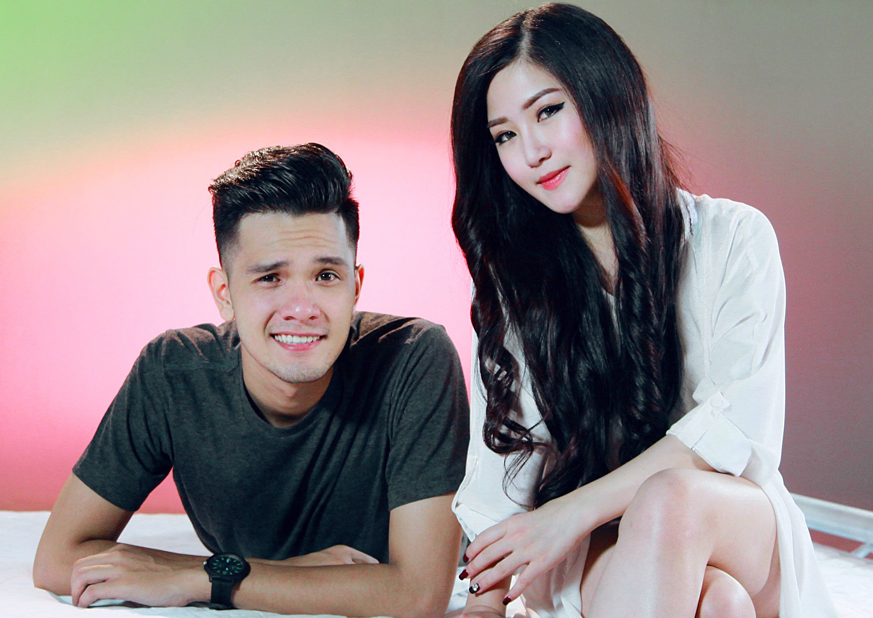 Huong Tram dua chuyen tinh do vo cua minh vao MV hinh anh