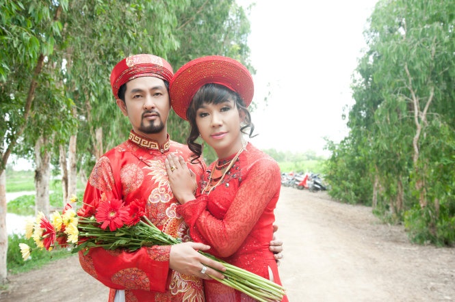 Long Nhật làm đám cưới với “giai lạ” - Ảnh: T.L.