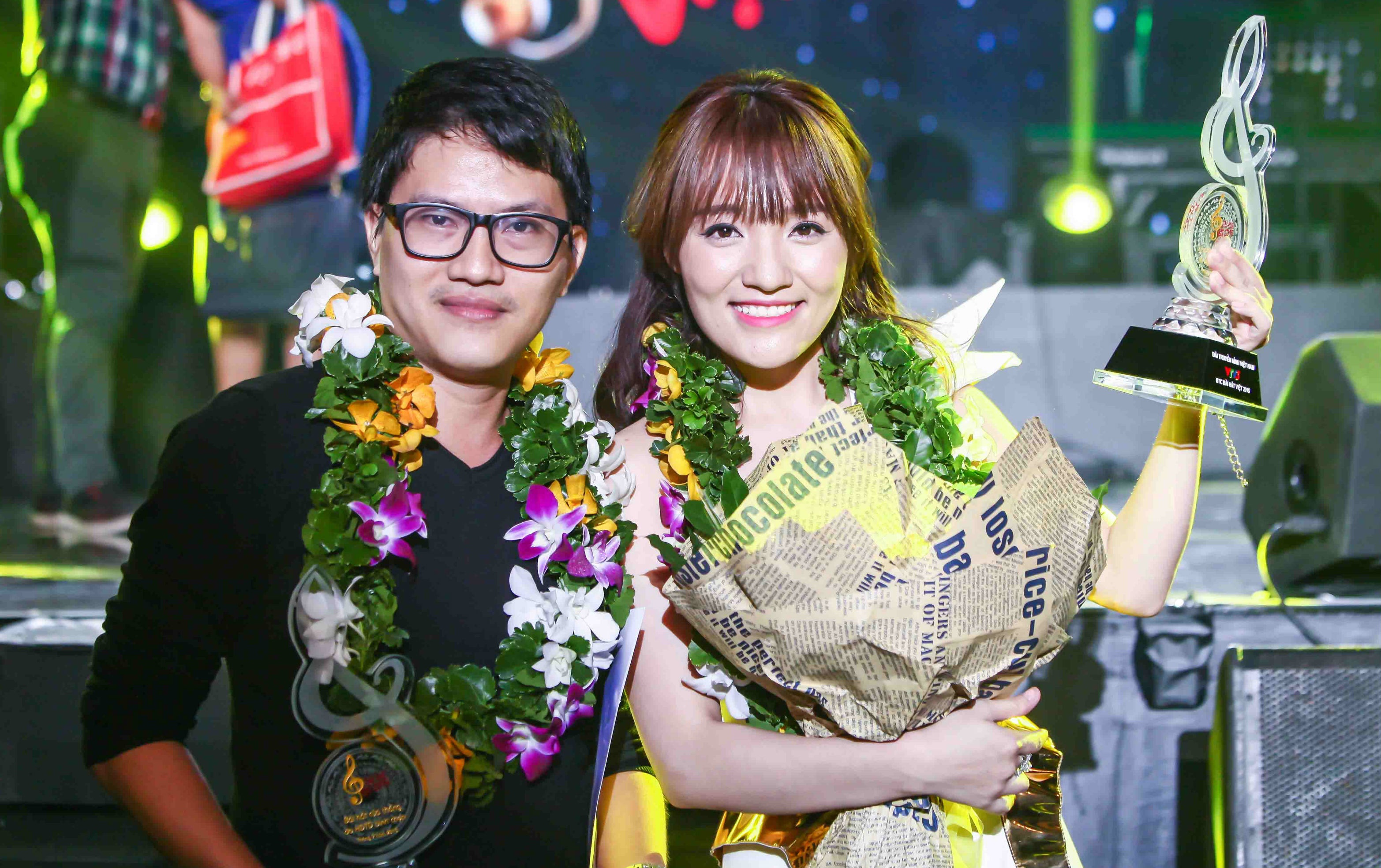 Nhat Thuy rinh giai Bai hat Viet nho hit moi hinh anh