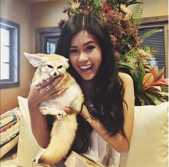 Sinh ra trong một gia đình danh giá bậc nhất Việt Nam, Thảo Tiên tận hưởng cuộc sống dư giả của một tiểu thư cành vàng lá ngọc. Với khuôn mặt khả ái, sắc nét, khuôn miệng rộng và nụ cười tươi tắn, Thảo Tiên cũng là một trong những cô nàng 9x nhận được nhiều quan tâm của giới trẻ.