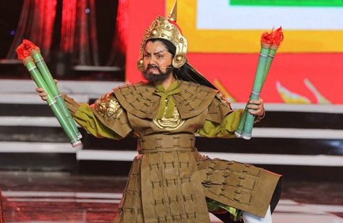 NSUT Tu Suong: 'Cai luong dang rat tham hai' hinh anh