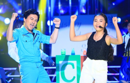 Phuong My Chi xuong phong do o Guong mat than quen nhi hinh anh