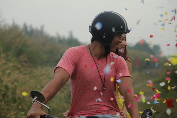 ...cùng rong ruổi trên các nẻo đường…