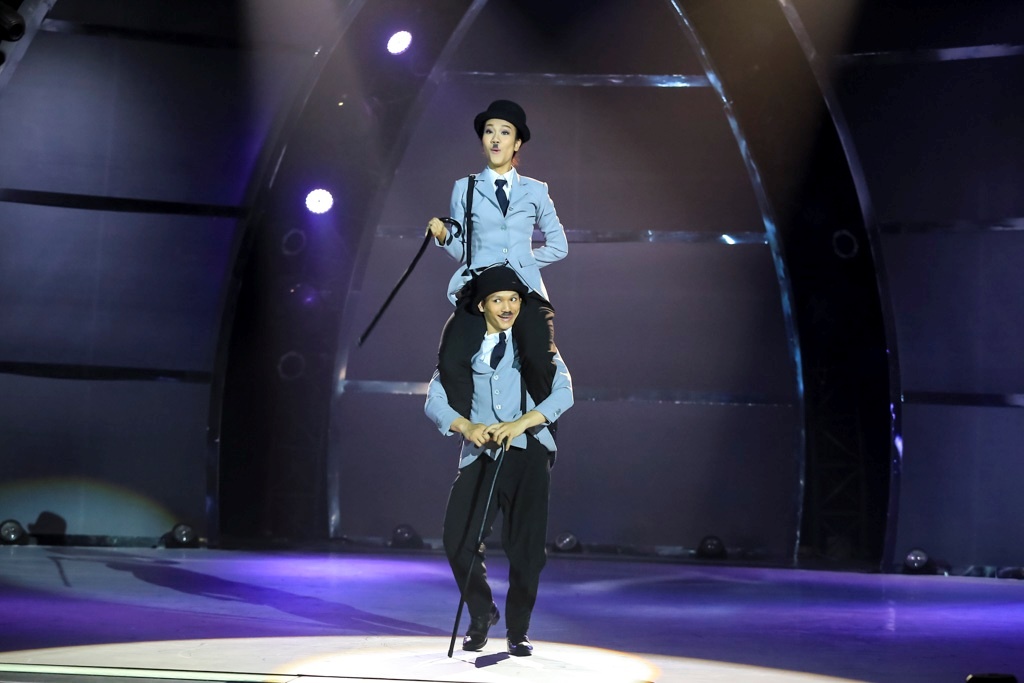 Hữu Phước - Hương Ly thể hiện bài nhảy hip hop do Ryan Tan biên đạo. Chí Anh: “Trong một cuộc thi xem ai giống Charlie Chaplin nhất, chính ông Charlie Chaplin cũng đến thi và chỉ đứng hạng 7. Tôi nghĩ nếu hôm nay ông ấy có đi thi thì cũng xếp hạng 3 mà thôi vì 2 bạn diễn quá xuất thần và rất giống Charlie Chaplin.”