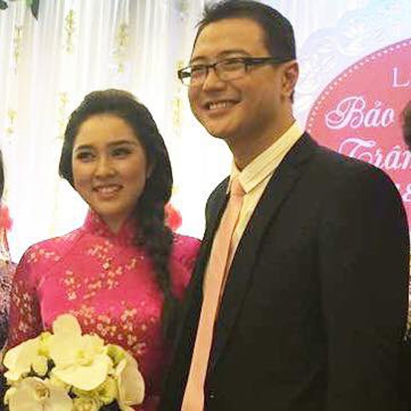 Một hình ảnh hiếm hoi có sự xuất hiện của chú rể.