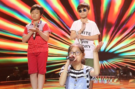 Hau truong cua Top 3 The Voice Kids truoc gio len song hinh anh