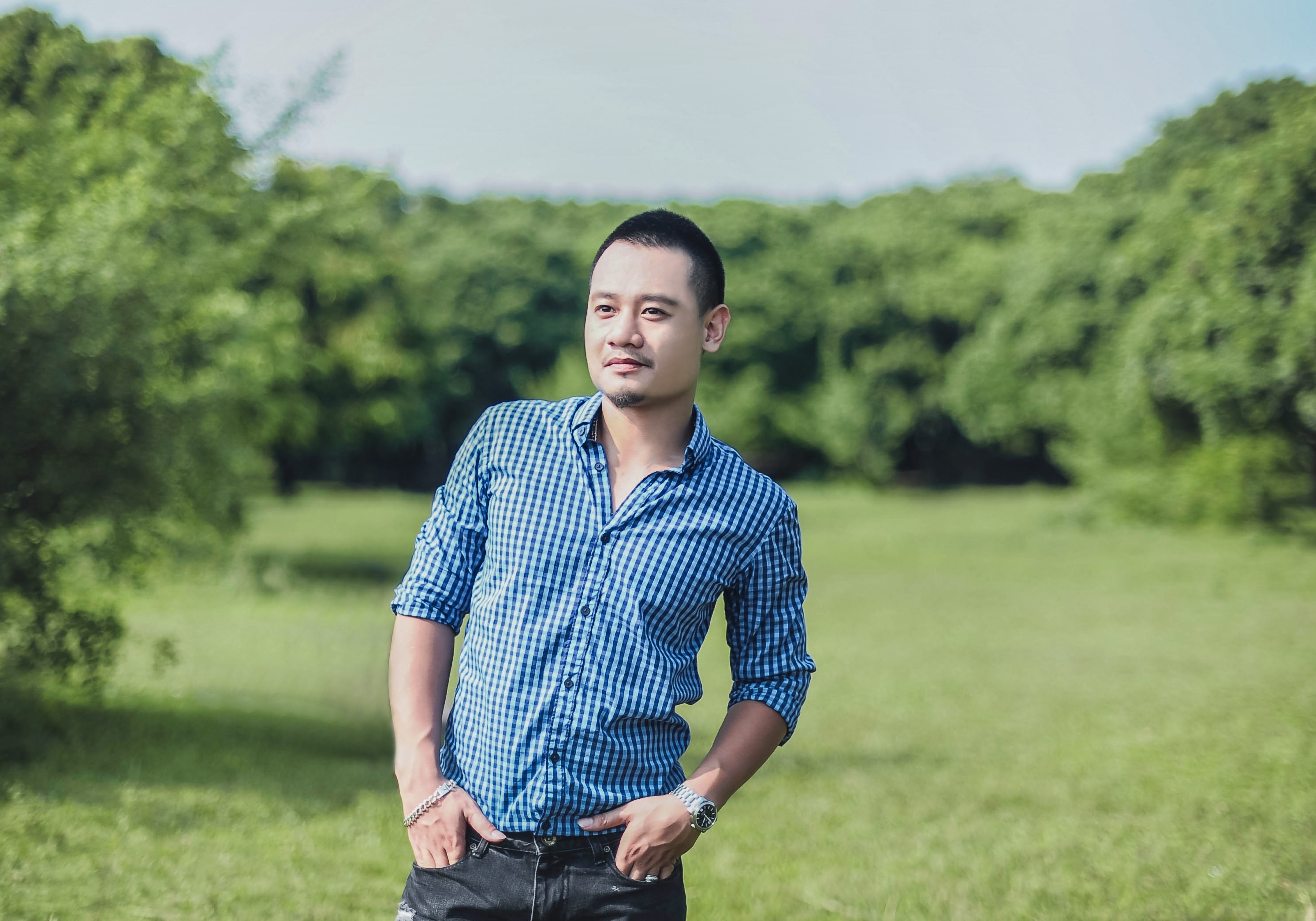 Nguyen Duc Cuong - Nay co em xinh hinh anh